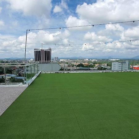 Kozi Square New Sgh Cozy Home Lv5B Кучинг Екстериор снимка