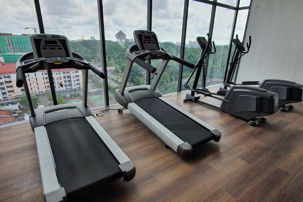 Kozi Square New Sgh Cozy Home Lv5B Кучинг Екстериор снимка