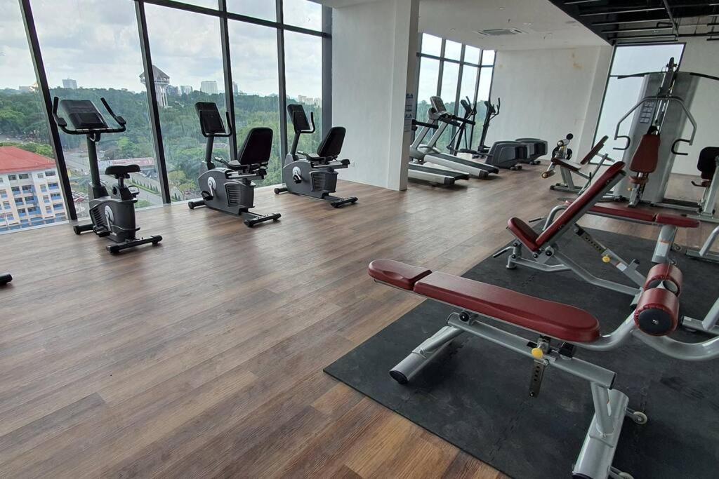 Kozi Square New Sgh Cozy Home Lv5B Кучинг Екстериор снимка